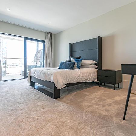 Penthouse River View! Wow Liverpool Bagian luar foto