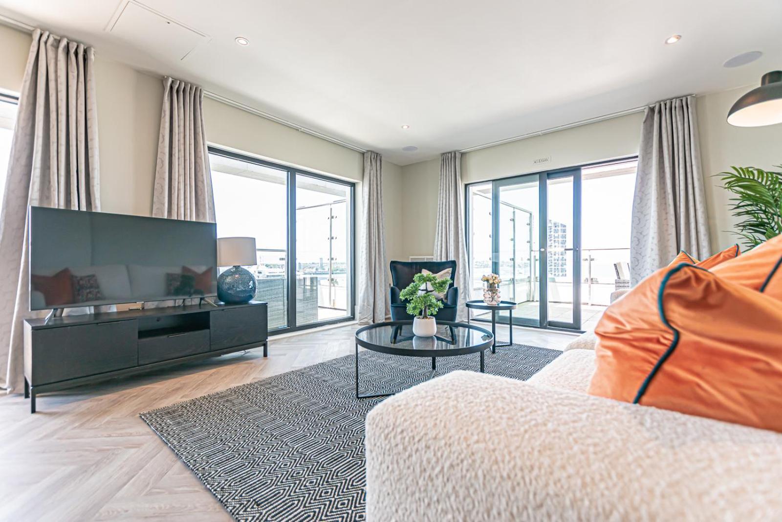 Penthouse River View! Wow Liverpool Bagian luar foto